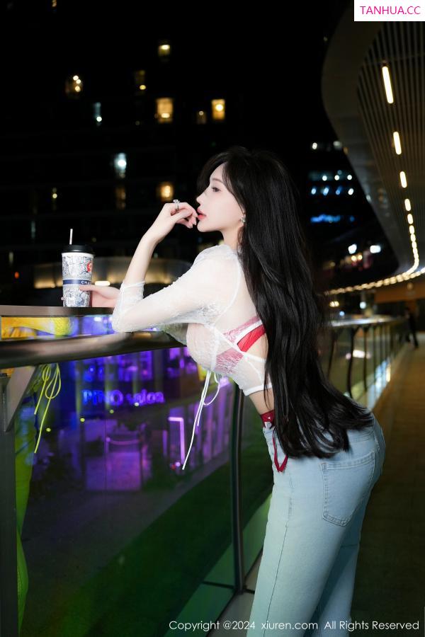 [XiuRen]高清写真图 2024.07.12 No.8846 Carol周妍希X 牛仔裤美腿